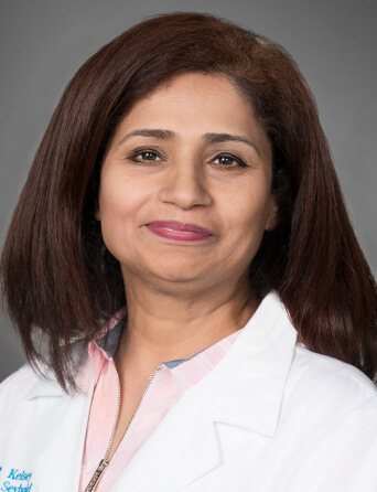 Headshot of Noma Abbasi, MD, Family Medicine specialist at Kelsey-Seybold Clinic.